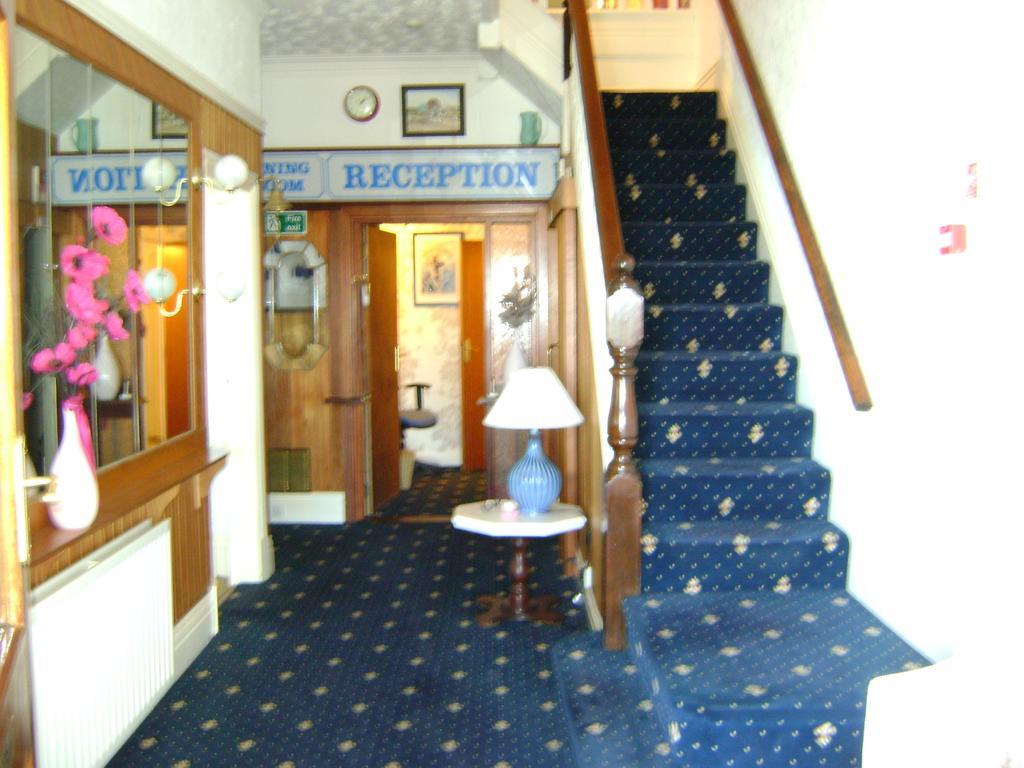 Athenry Guest House Blackpool Room photo