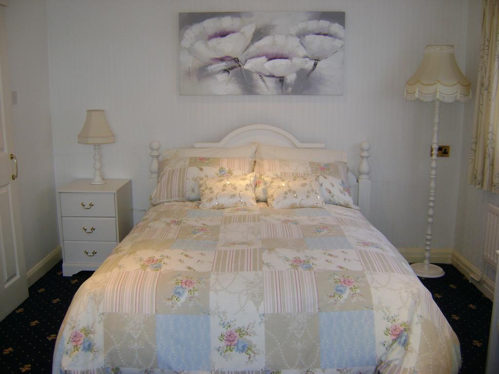 Athenry Guest House Blackpool Room photo