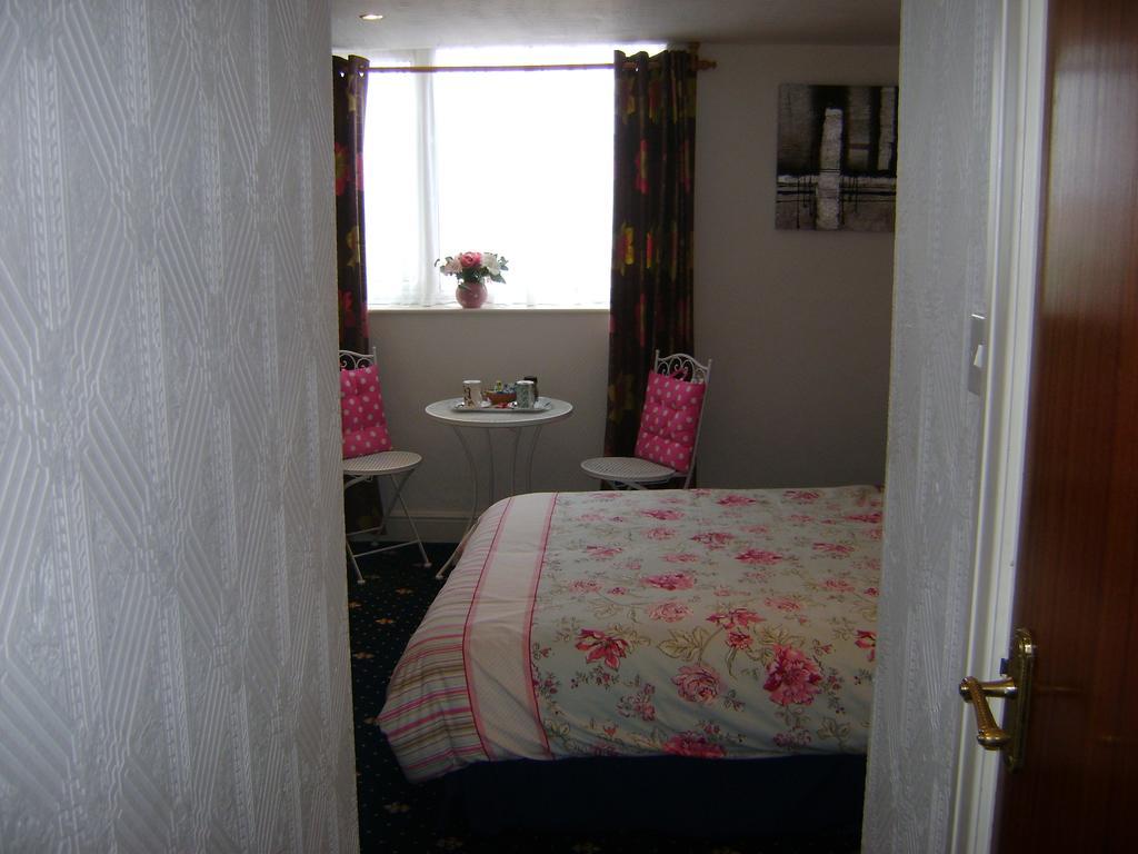 Athenry Guest House Blackpool Exterior photo